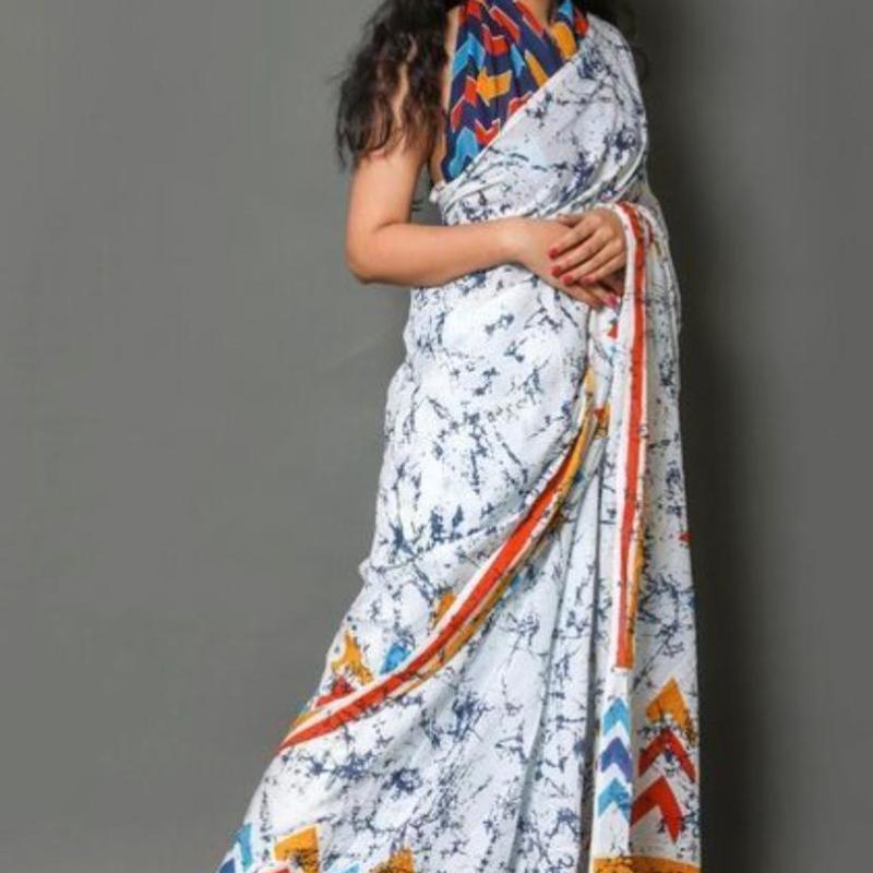 Addey - Cotton Mulmul Printed Saree With Blouse